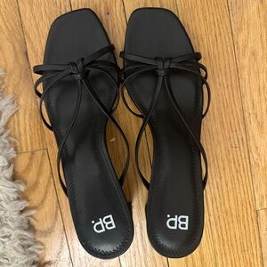 Nordstrom black strappy heels size 8